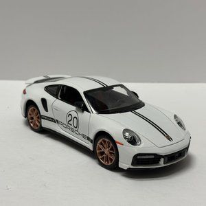 1:24 2020 Porsche 911 Turbo S Diecast With Headlight & Tailight LEDS White